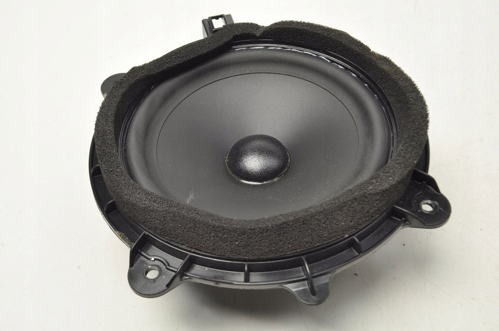 VOLVO C70 II 8676935 PREMIUM SOUND LIFT SPEAKER