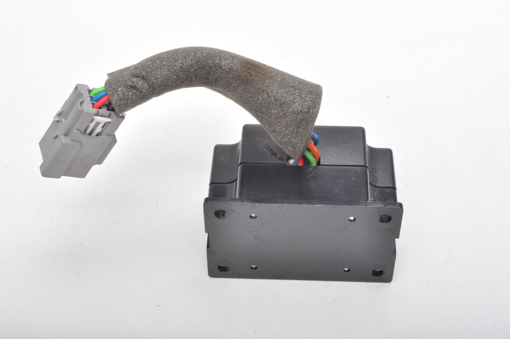 VOLVO C70 II CONTROLLER RELAY MODULE 8676998