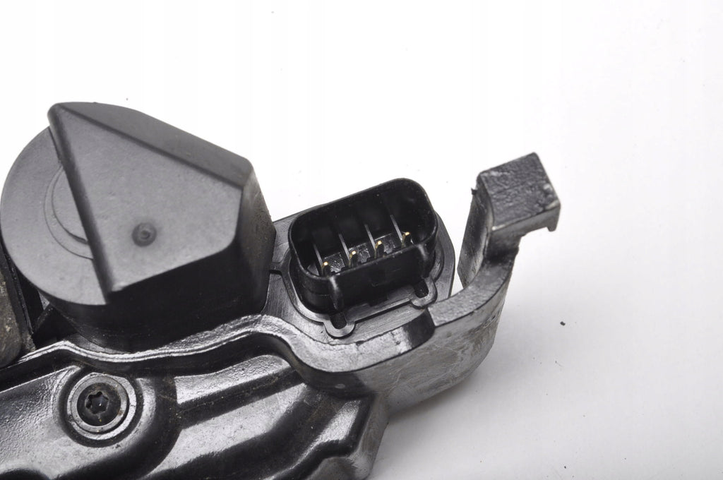 VOLVO C70 II DOOR LOCK LEFT FRONT 30632852 4 PIN