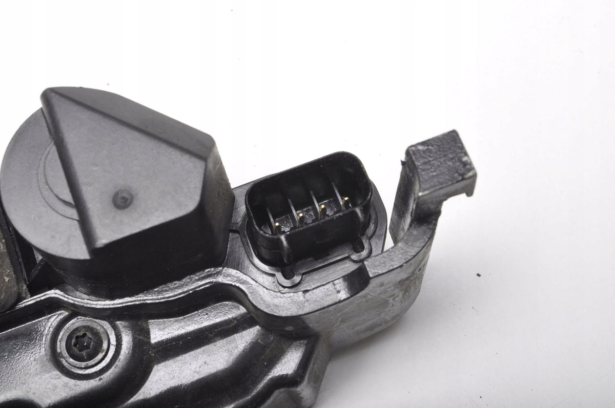 VOLVO C70 II DOOR LOCK LEFT FRONT 30632852 4 PIN