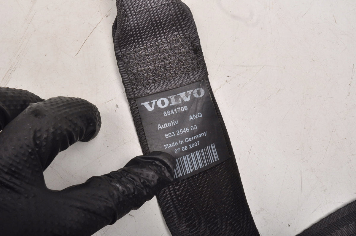 VOLVO C70 II SAFETY BELT RIGHT FRONT CONVERTIBLE 6841706