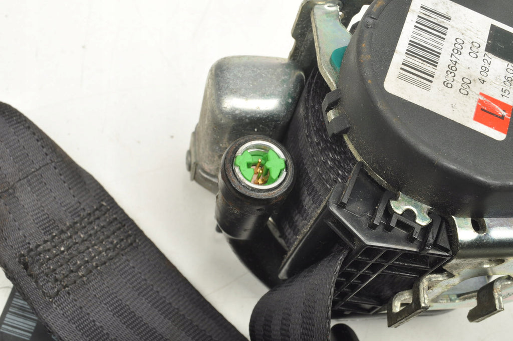 VOLVO C70 II SEAT BELT LEFT FRONT 6841705