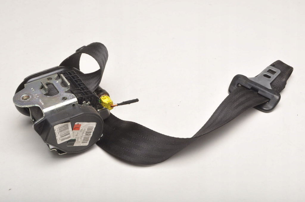 VOLVO C70 II SEAT BELT LEFT FRONT 9466917