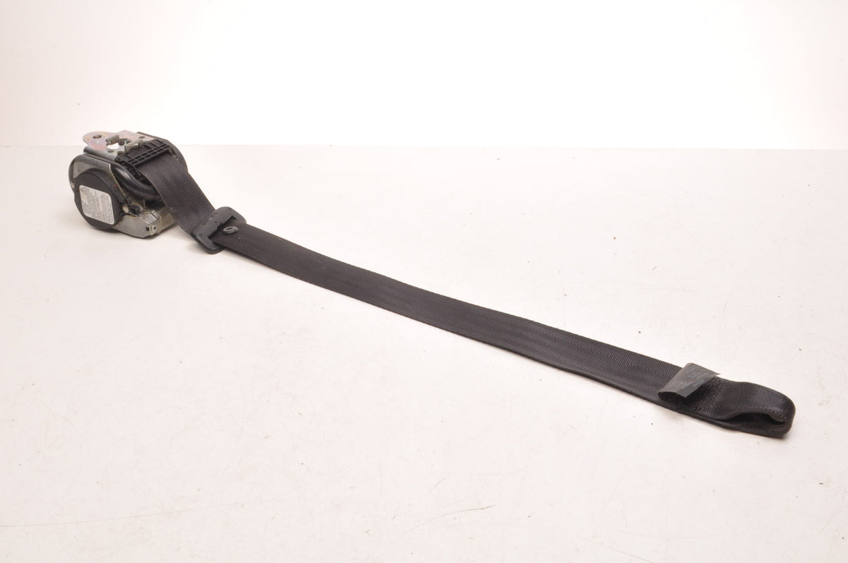 VOLVO C70 II SEAT BELT RIGHT FRONT 6841706