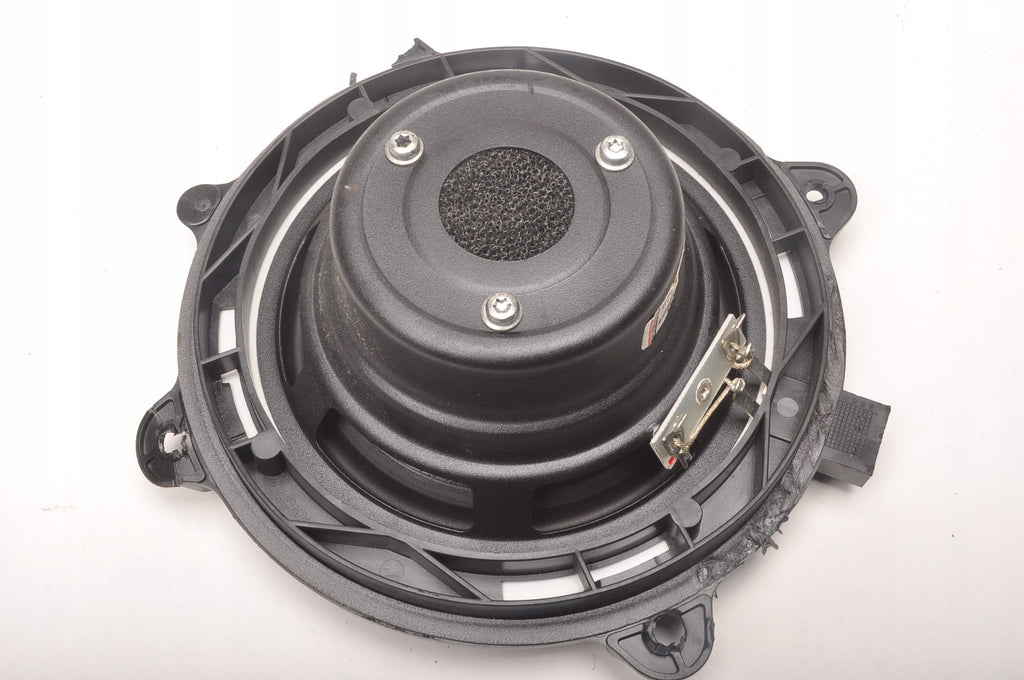 VOLVO C70 II SPEAKER DYNAUDIO 30679336