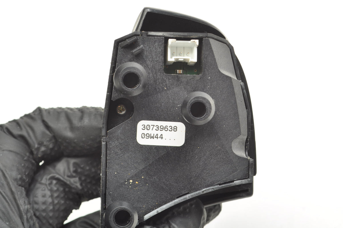 VOLVO C70 II STEERING WHEEL BUTTONS 30739640 30739638
