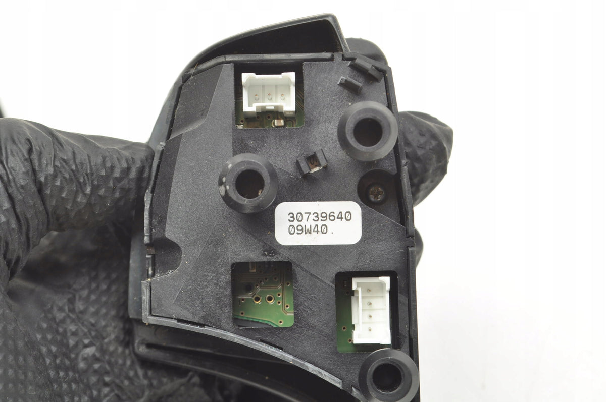 VOLVO C70 II STEERING WHEEL BUTTONS 30739640 30739638