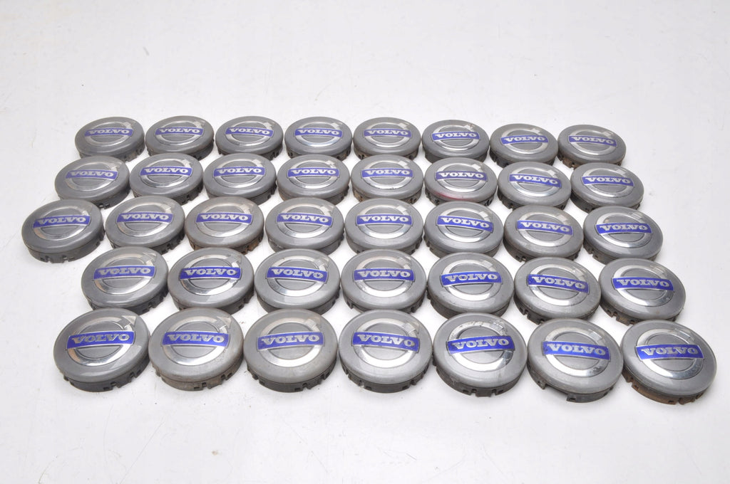 VOLVO COVERS CAP ALLOY WHEELS P2 30666913