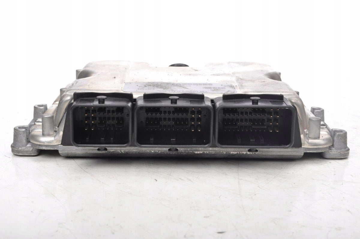 VOLVO S40 AND V40 1.9 DI COMPUTER ENGINE DRIVER 30620956