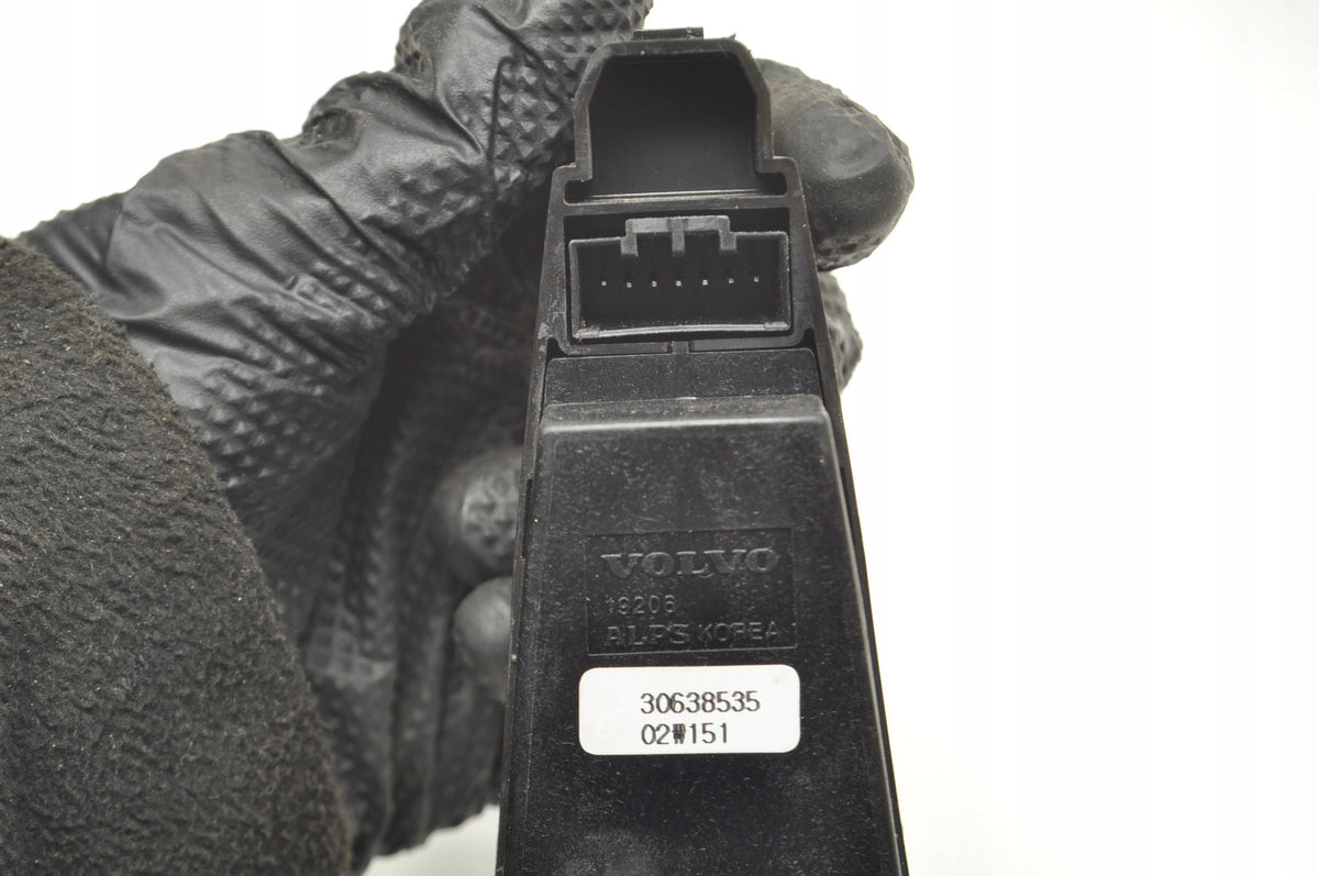 VOLVO S40 AND V40 PANEL WINDOW SWITCH 30638535