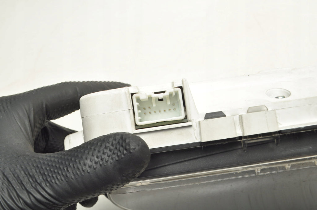 VOLVO S40 II 2.0 D COUNTER CLOCKS EUROPE 30786344