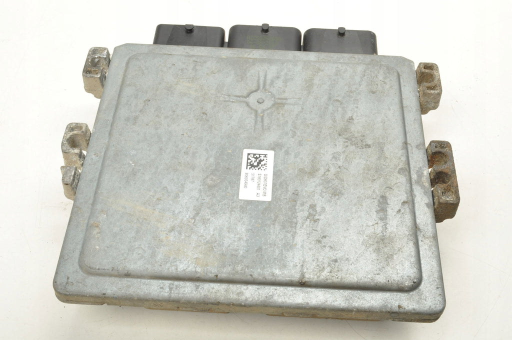 VOLVO S40 II C30 C70 V50 1.6 D2 114KM COMPUTER ENGINE DRIVER 30788975