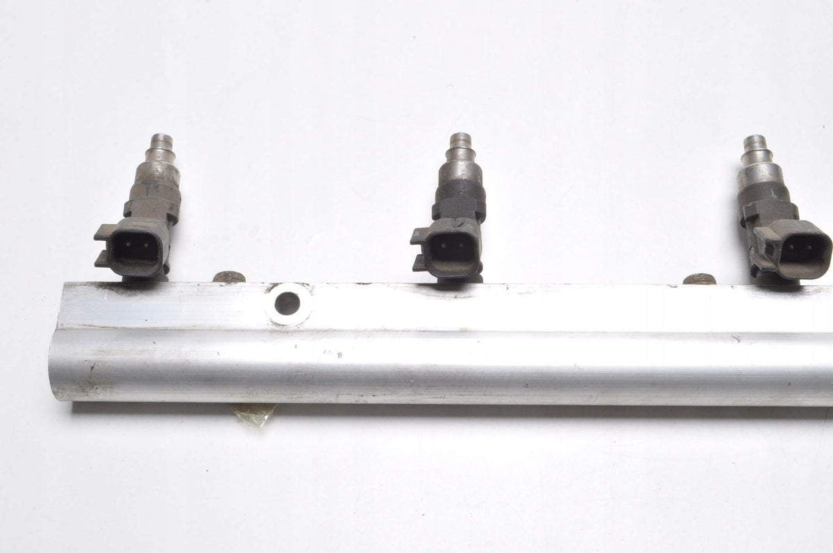 VOLVO S40 II V50 2.5 T5 220KM INJECTION RAIL 0280158025 30677625