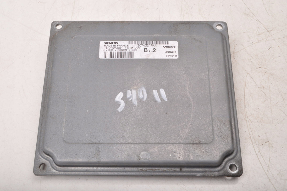 VOLVO S40 II V50 C30 C70 1.6 16V COMPUTER ENGINE DRIVER 30743219AA