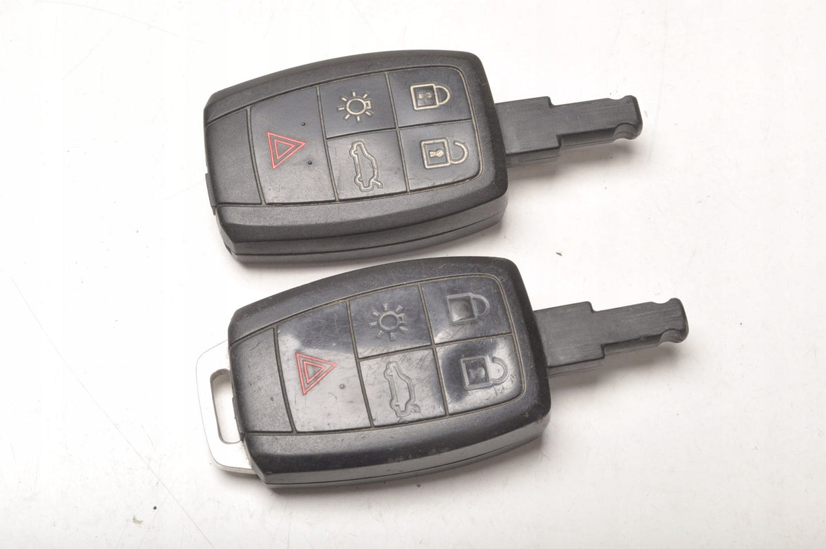 VOLVO S40 II V50 C70 C30 BOX MODULE BSI KEYS 30765471