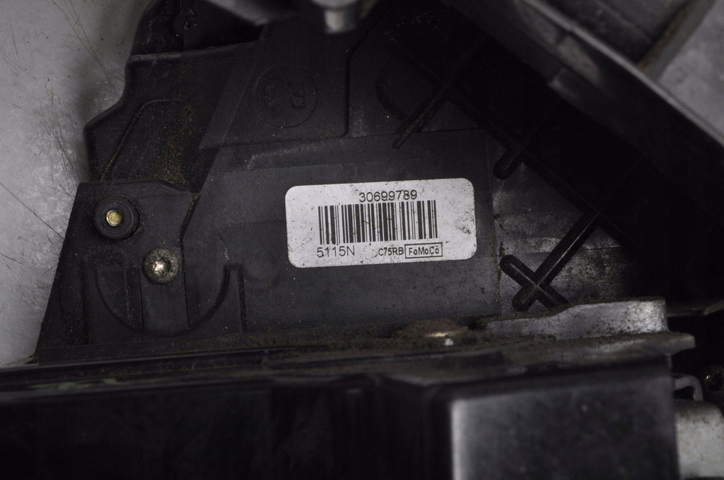 VOLVO S40 II V50 DOOR LOCK RIGHT FRONT 5 PIN EUROPE 30699789
