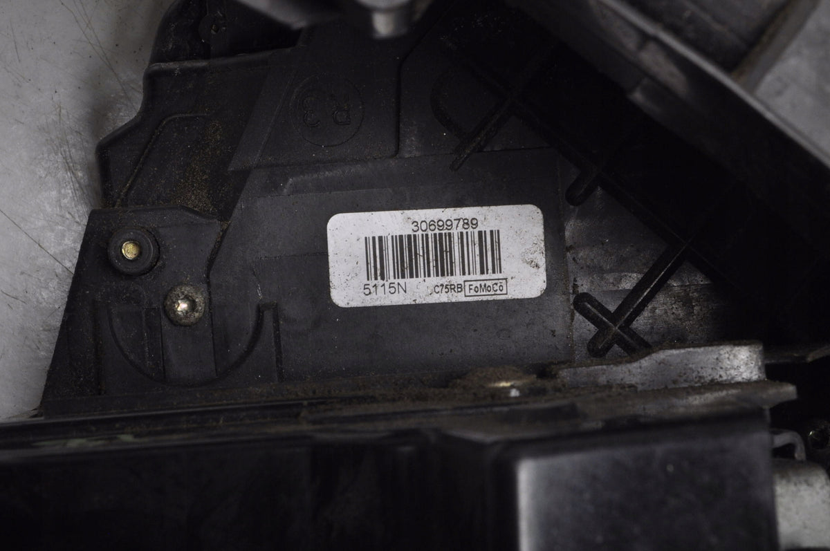 VOLVO S40 II V50 DOOR LOCK RIGHT FRONT 5 PIN EUROPE 30699789