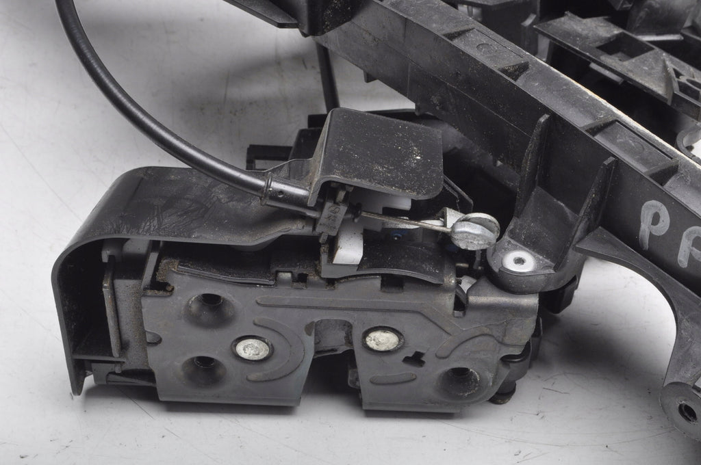 VOLVO S40 II V50 DOOR LOCK RIGHT FRONT 5 PIN EUROPE 30699789