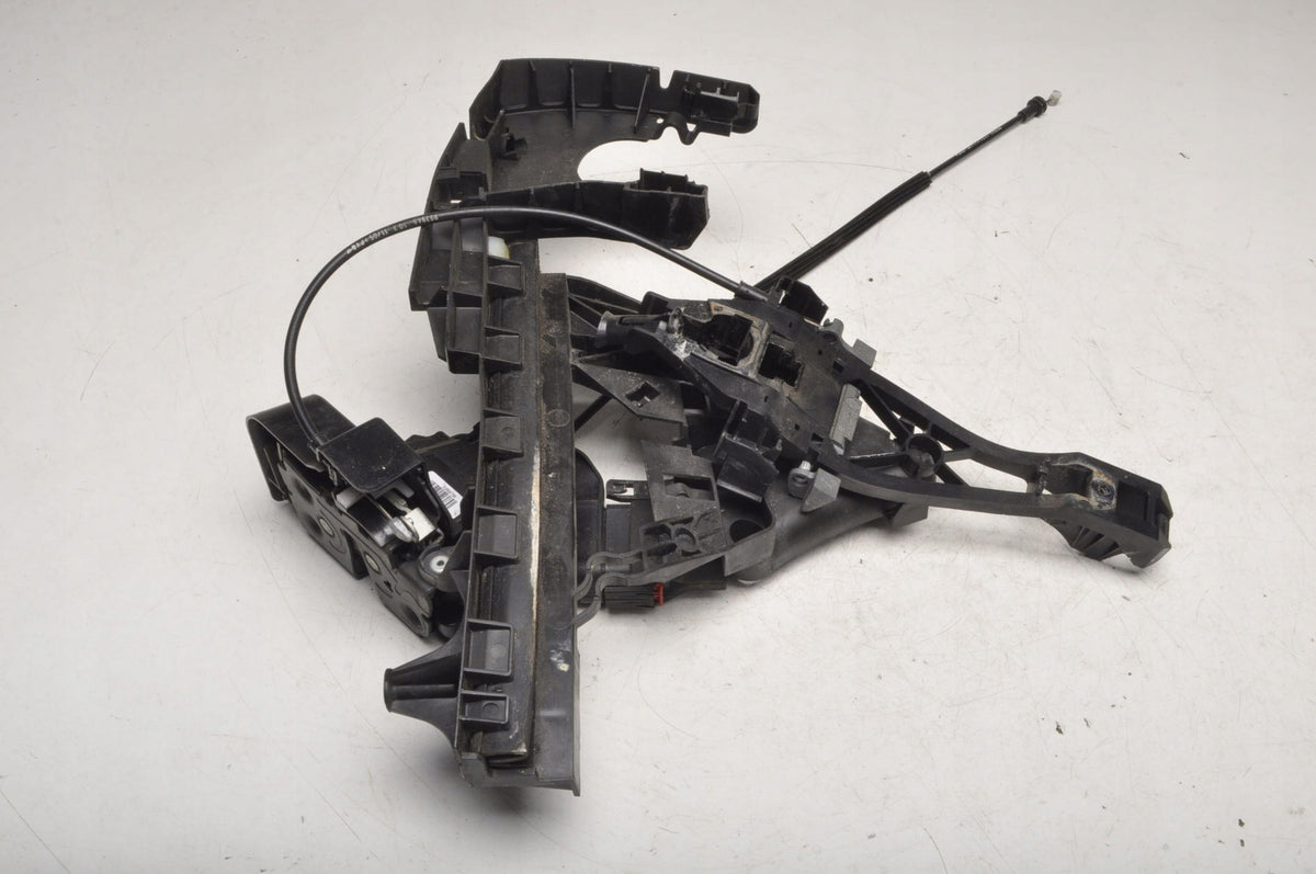 VOLVO S40 II V50 DOOR LOCK RIGHT FRONT 5 PIN EUROPE 30699789