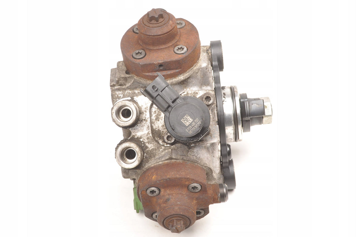 VOLVO S40 II V50 S60 II V60 XC60 XC70 V70 2.4 D INJECTION PUMP 31272896