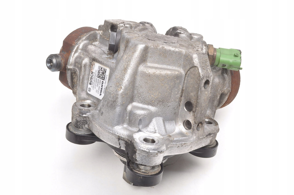 VOLVO S40 II V50 S60 II V60 XC60 XC70 V70 2.4 D INJECTION PUMP 31272896