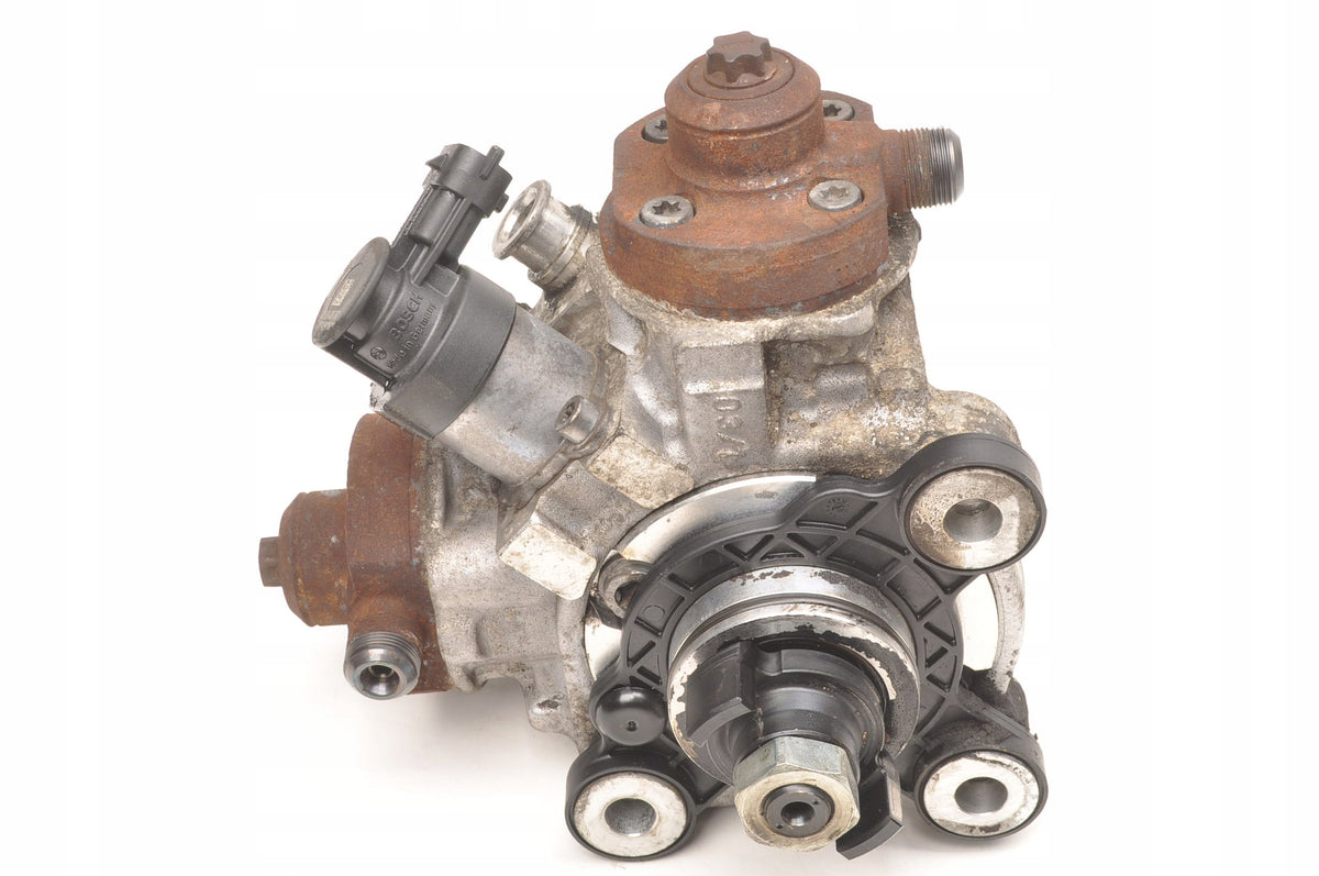 VOLVO S40 II V50 S60 II V60 XC60 XC70 V70 2.4 D INJECTION PUMP 31272896