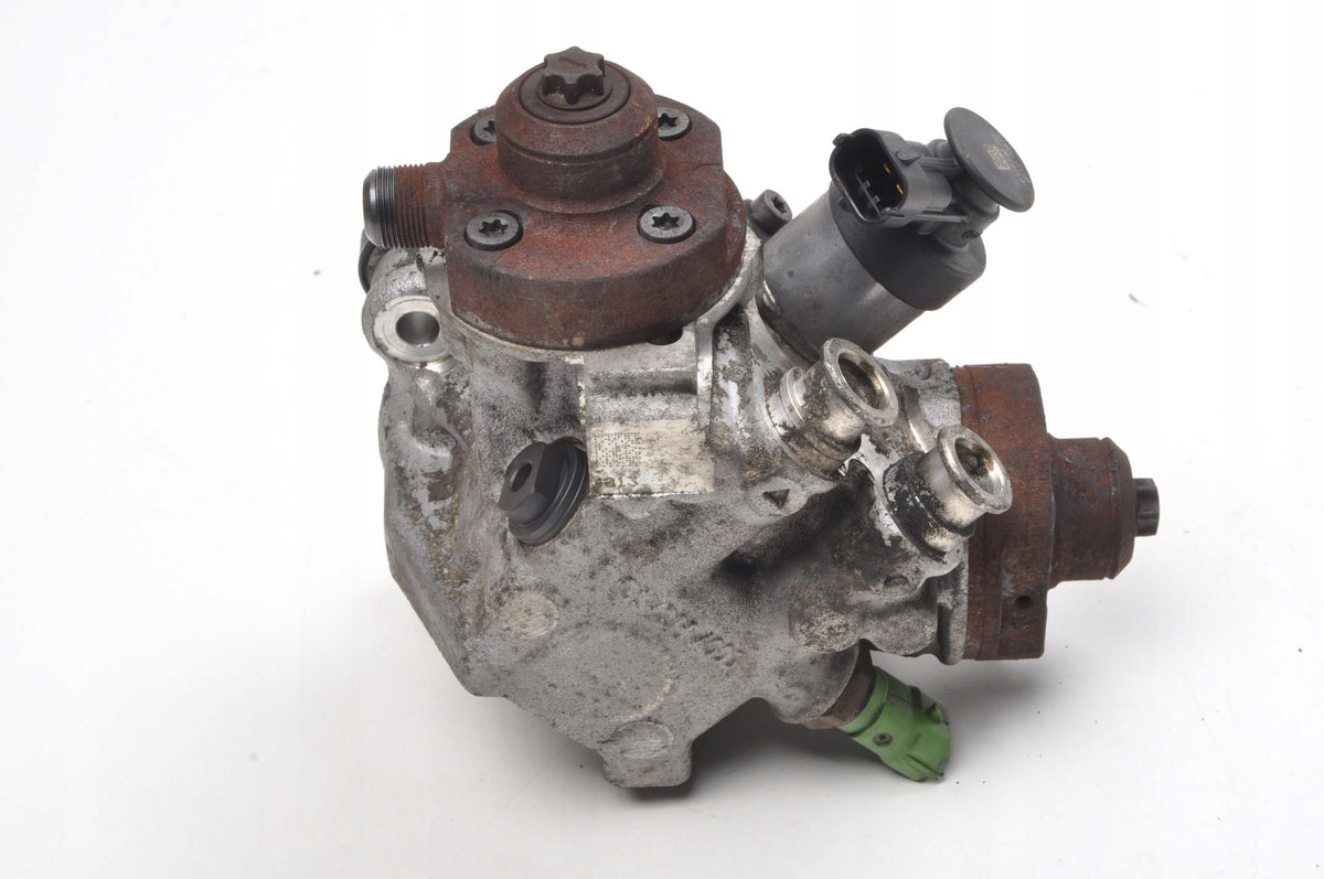 VOLVO S40 II V50 S60 II V60 XC60 XC70 V70 2.4 D5 INJECTION PUMP 31272896