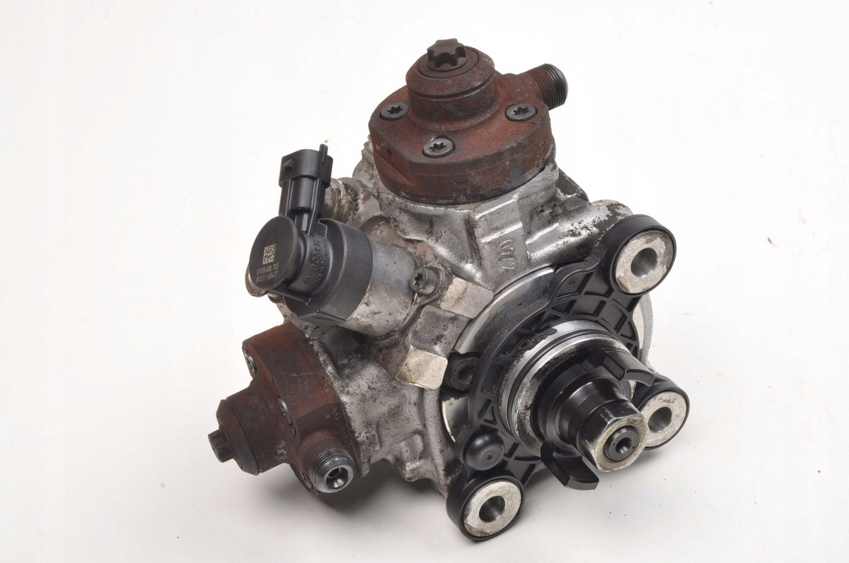 VOLVO S40 II V50 S60 II V60 XC60 XC70 V70 2.4 D5 INJECTION PUMP 31272896