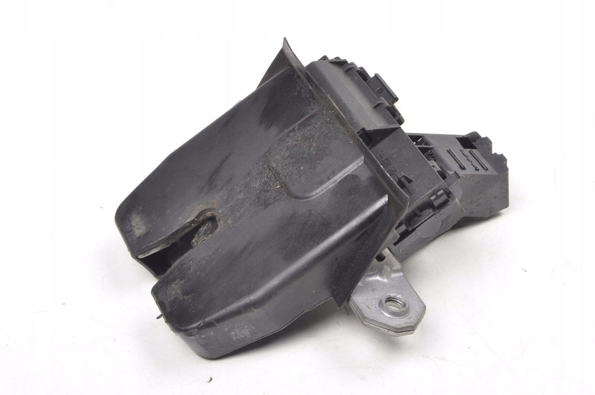 VOLVO S40 II V50 TAILGATE LOCK 31335047 4 PINS