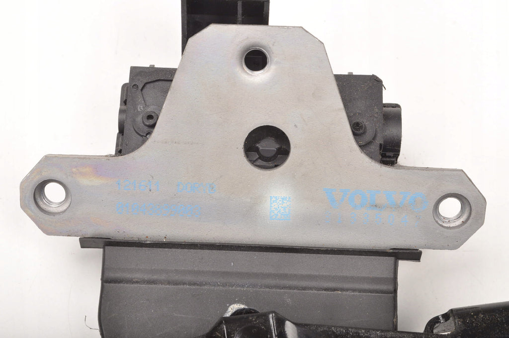 VOLVO S40 II V50 TAILGATE LOCK 31335047