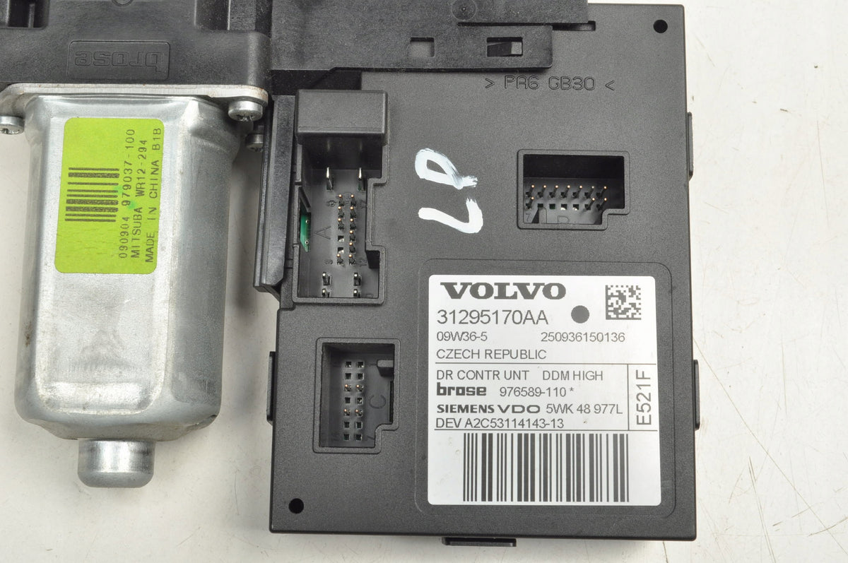 VOLVO S40 II V50 WINDSCREEN MOTOR LEFT FRONT 31295170AA 979037-100