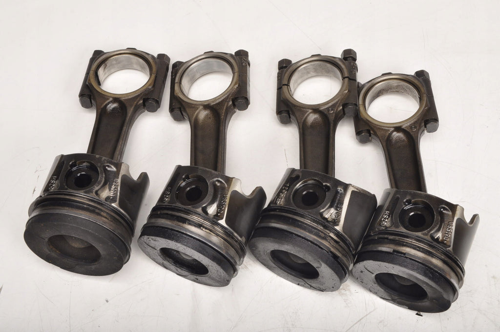 VOLVO S40 V50 2.0 D 136KM PISTON WITH CONNECTING ROD 085190