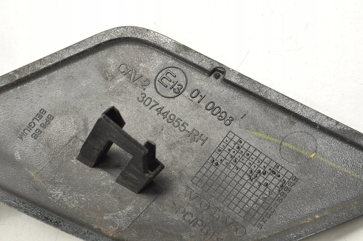 VOLVO S40 V50 LAMP WASHER CAP RIGHT 30744955