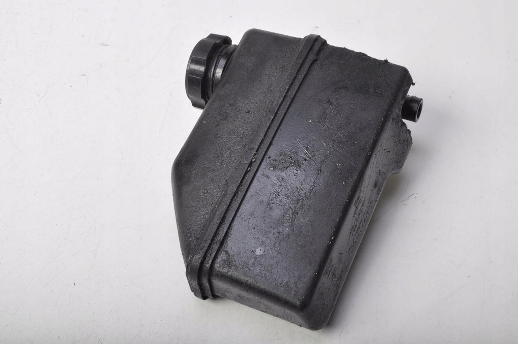 VOLVO S60 AND 2.4 D5 EXPANSION TANK 8649720