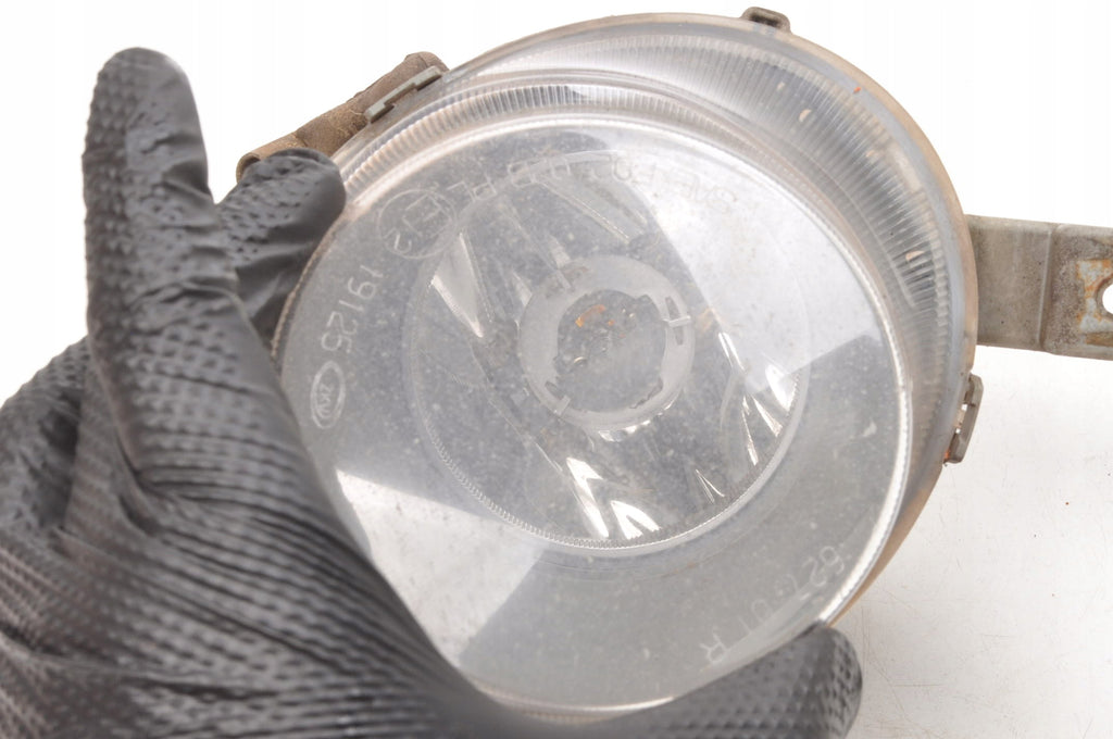 VOLVO S60 AND HALOGEN RIGHT 8693337