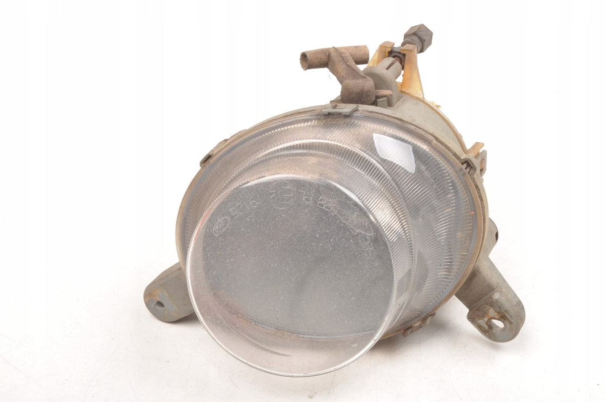 VOLVO S60 AND HALOGEN RIGHT 8693337