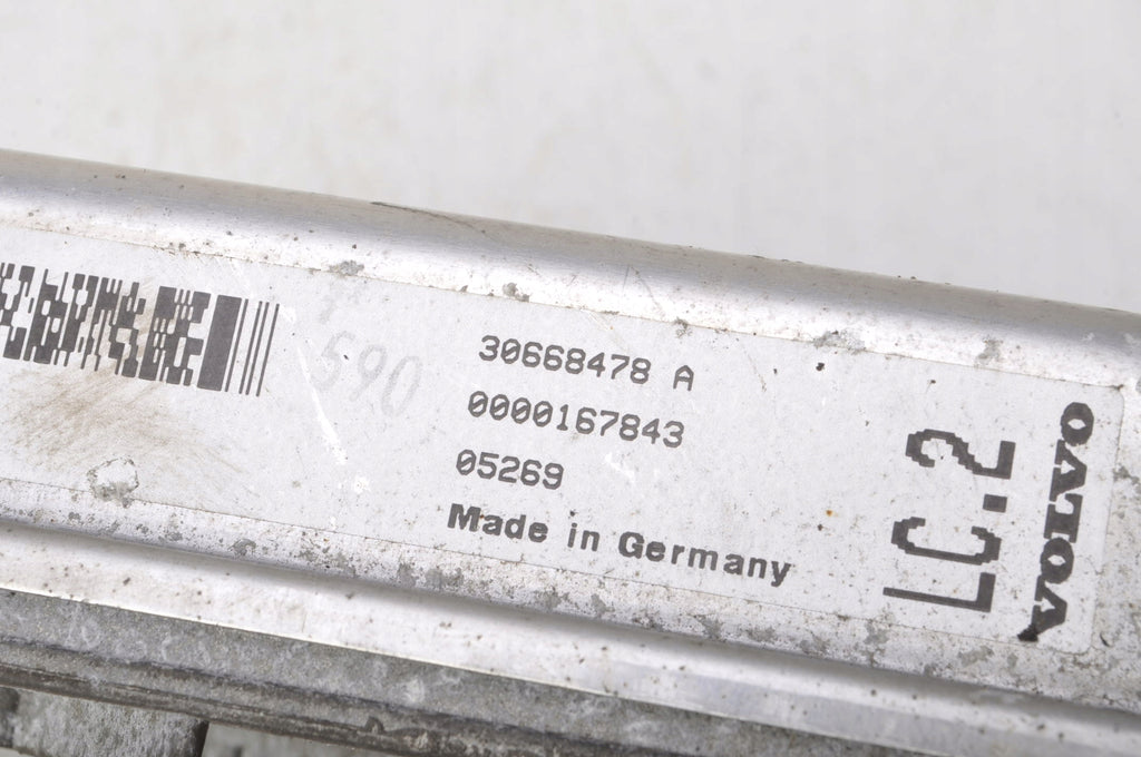 VOLVO S60 AND V70 2.0 T ENGINE CONTROLLER 30668478A