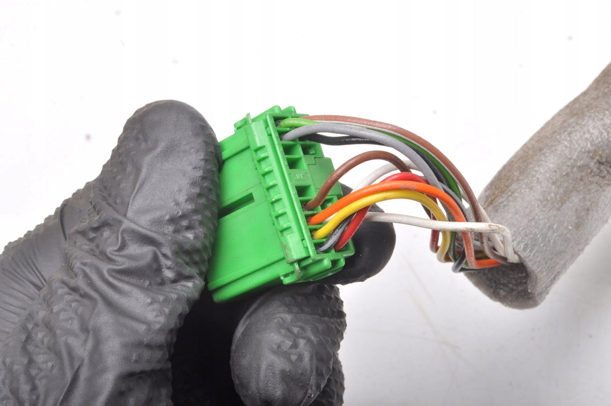 VOLVO S60 AND V70 II MIRROR RIGHT ELECTRIC 11 PIN
