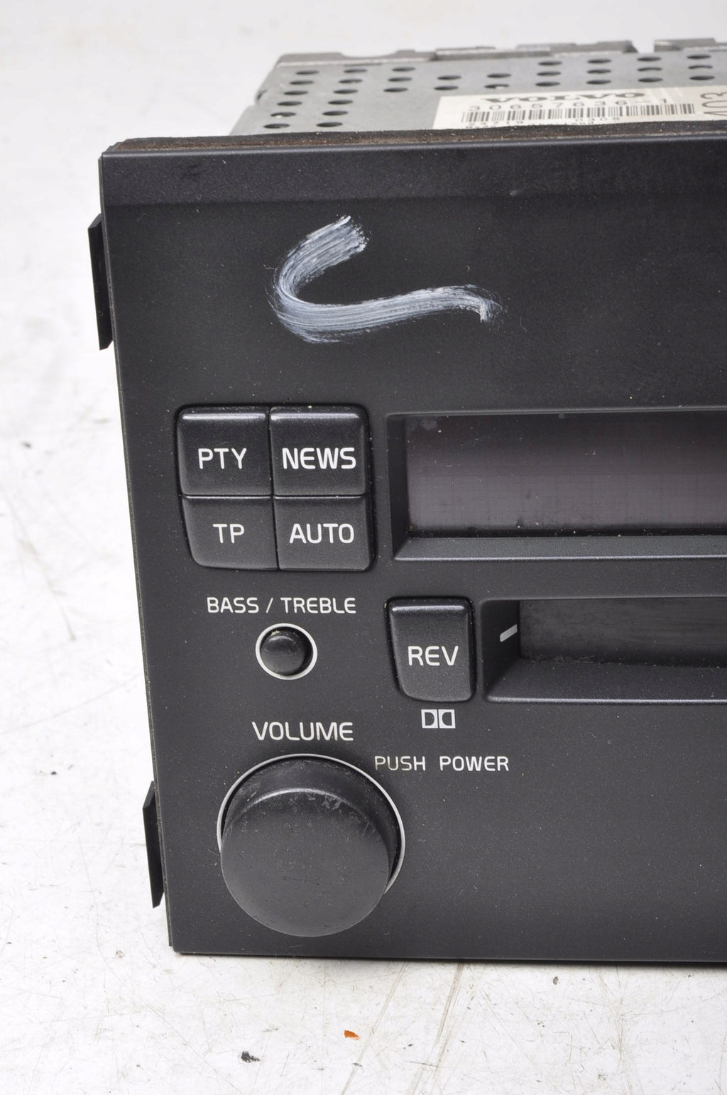 VOLVO S60 AND V70 II RADIO 30657636 HU-403