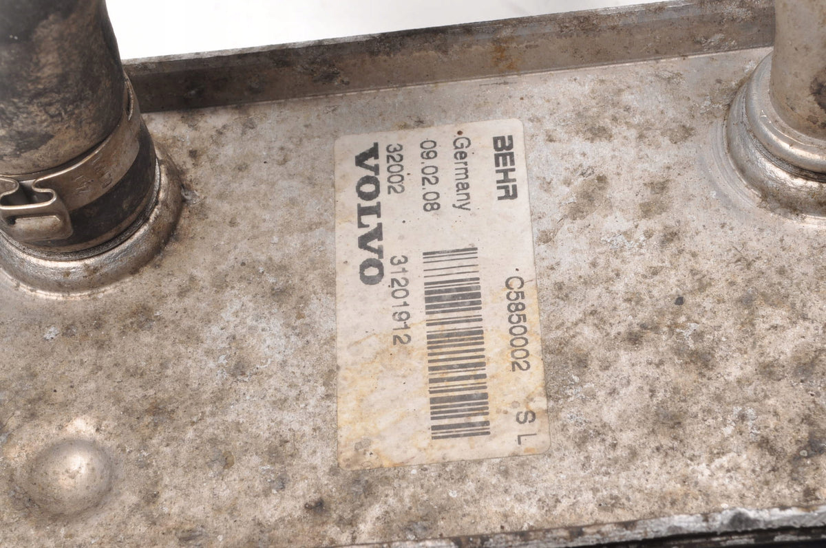 VOLVO S60 AND V70 II S80 II XC90 2.4 D5 185KM OIL COOLER 31201912