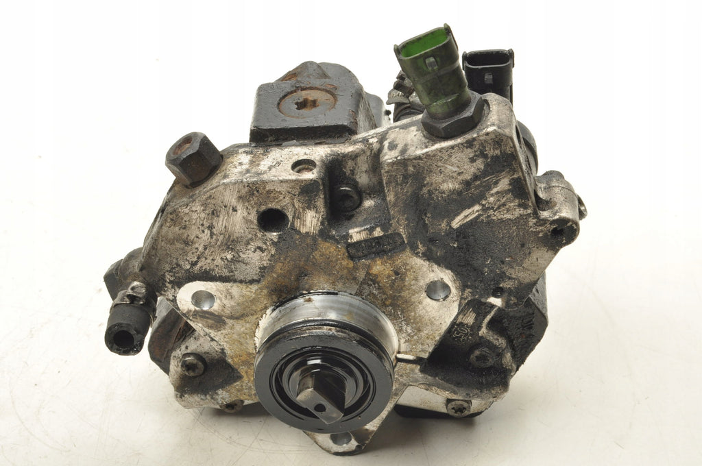 VOLVO S60 AND V70 II XC90 AND 2.4 D5 185KM INJECTION PUMP 8692521