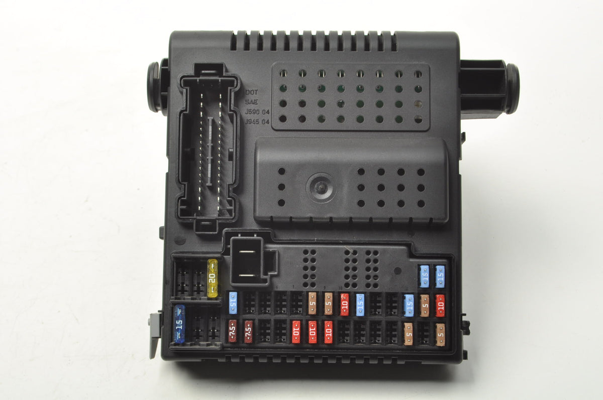 VOLVO S60 AND V70 XC70 MODULE CEM 30728542