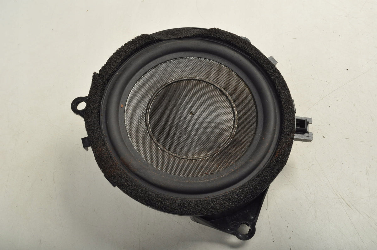 VOLVO S60 AND V70 XC70 SPEAKER 3533907