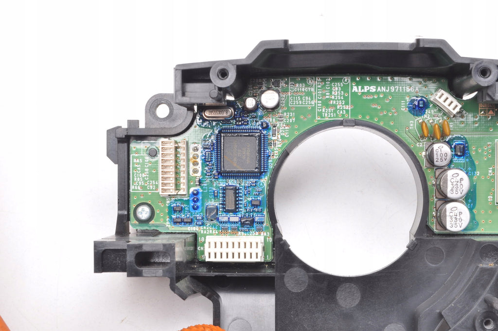 VOLVO S60 AND V70 XC70 STEERING WHEEL CONTROLLER MODULE 30739597