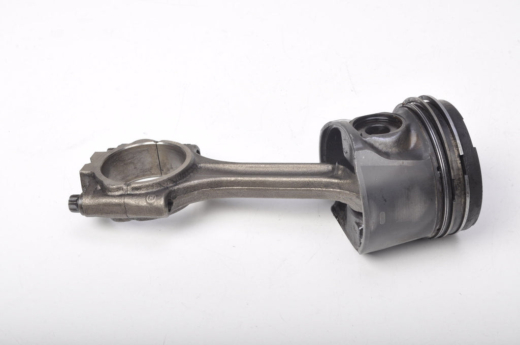 VOLVO S60 I V70 II 2.4 D5 185KM PISTON WITH CONNECTING ROD