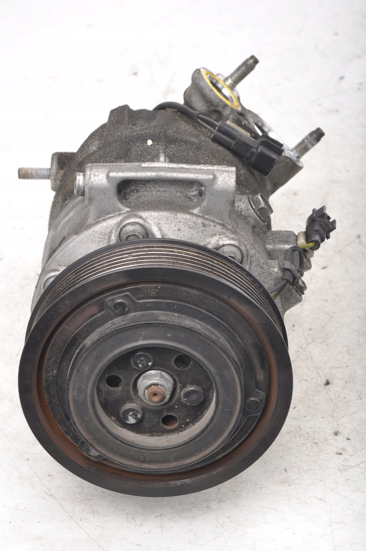 VOLVO S60 II 2.0 D AIR CONDITIONING COMPRESSOR 31469968