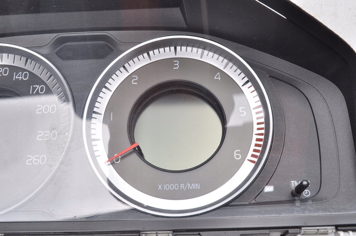 VOLVO S60 II 2.4 D5 COUNTER CLOCKS EU 31343330AA