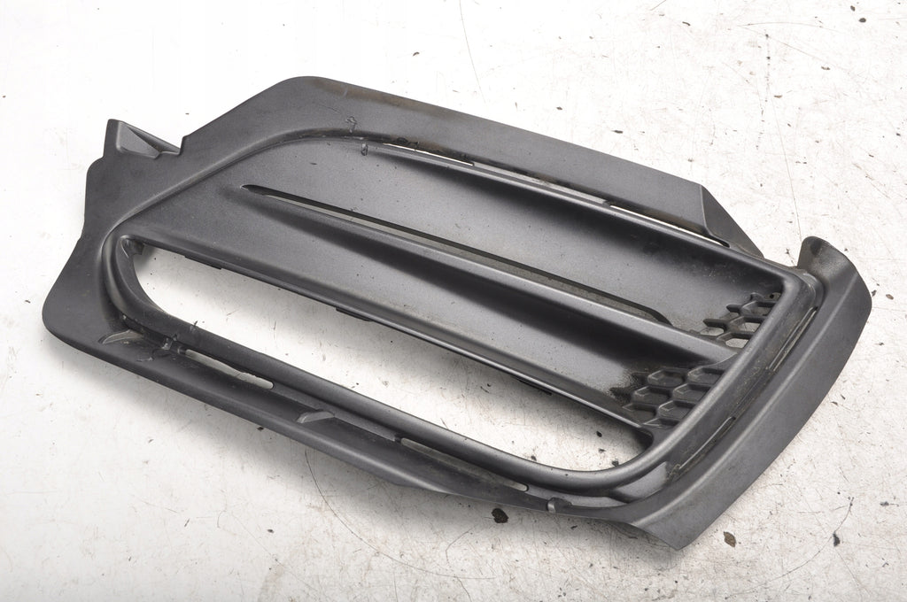 VOLVO S60 II FRAME HALOGEN GRILLE RIGHT 31383155