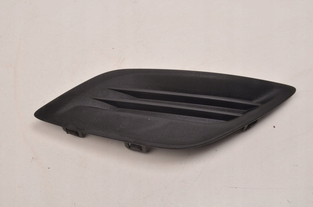 VOLVO S60 II GRILLE DUMMY BUMPER RIGHT 31290980