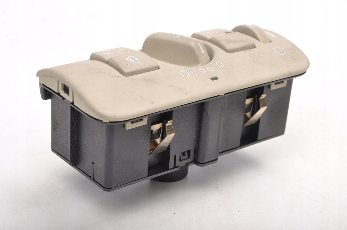 VOLVO S60 II LIGHT SWITCH 30739420